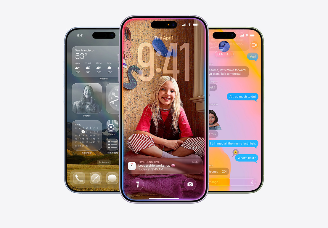 iPhone 17 ‑laitteet edestä, värit: kuura, laventeli, salvia, iOS 26 ‑ominaisuudet - Koti-valikossa esillä useita appeja, Kalenteri-ponnahdusikkuna personoidulla lukitulla näytöllä, iPhonen näytöllä esillä Viestit ja Liquid Glass ‑ulkoasu